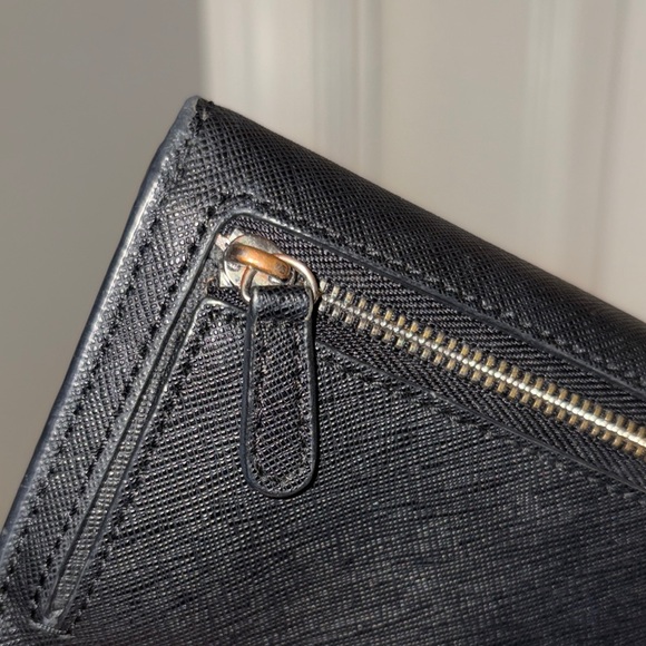 Michael Kors Black Wallet - Picture 6 of 6